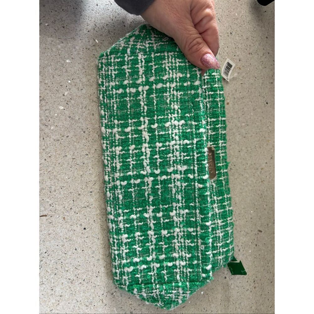 Cosmetic pouch - Picture 3 of 6